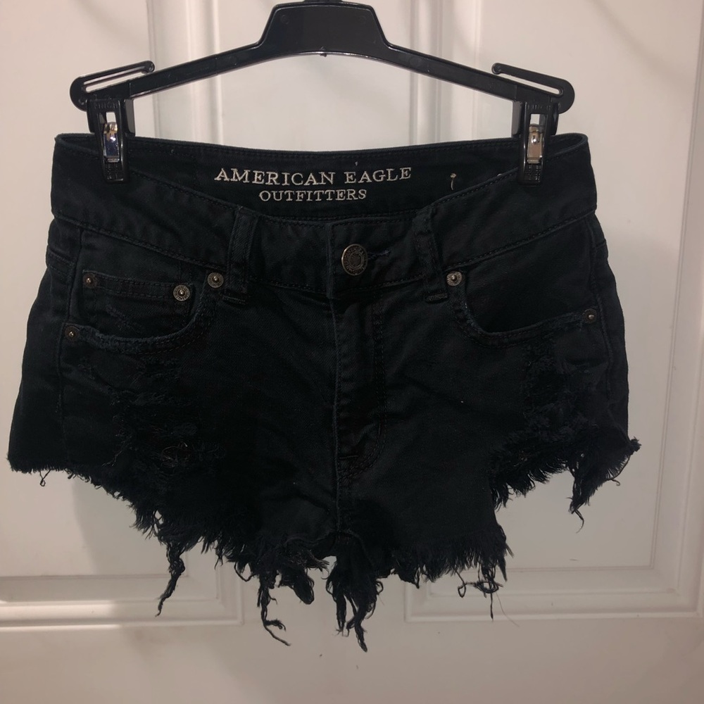 🦅 American eagle outfitters